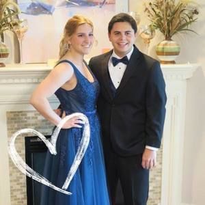 Meet your Posher, Elena